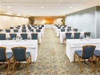 Conference Room Carnation - Ala Moana Hotel by Mantra